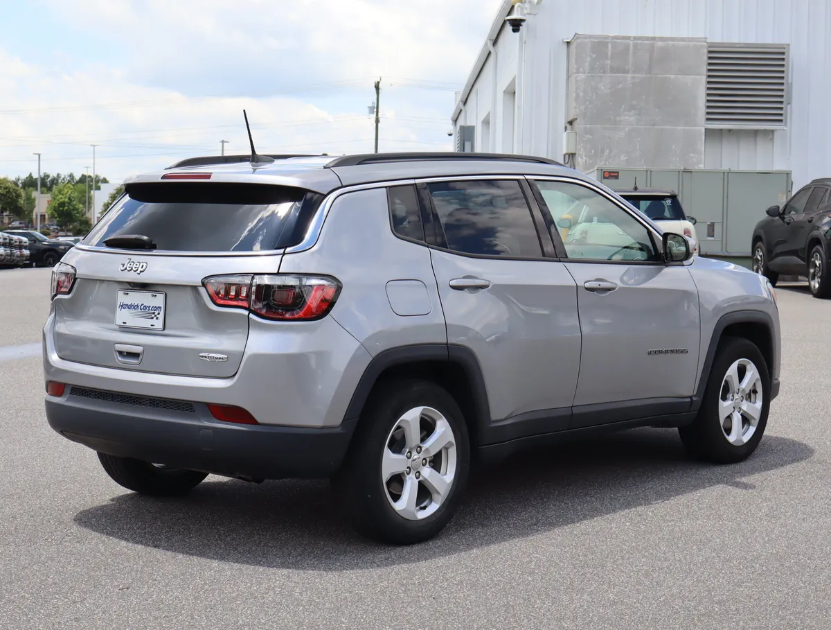 2021 Jeep Compass Latitude thumbnail 8