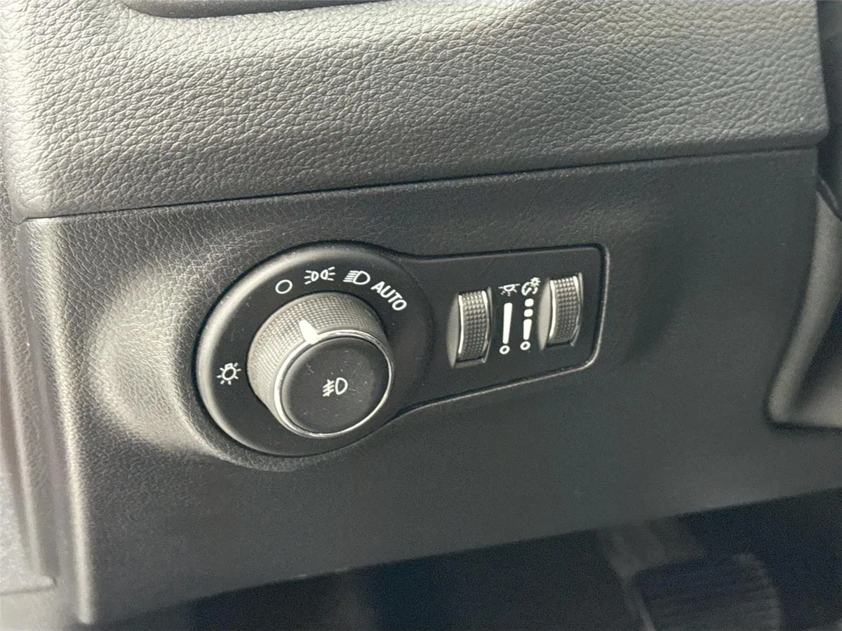 2021 Jeep Compass Trailhawk thumbnail 15