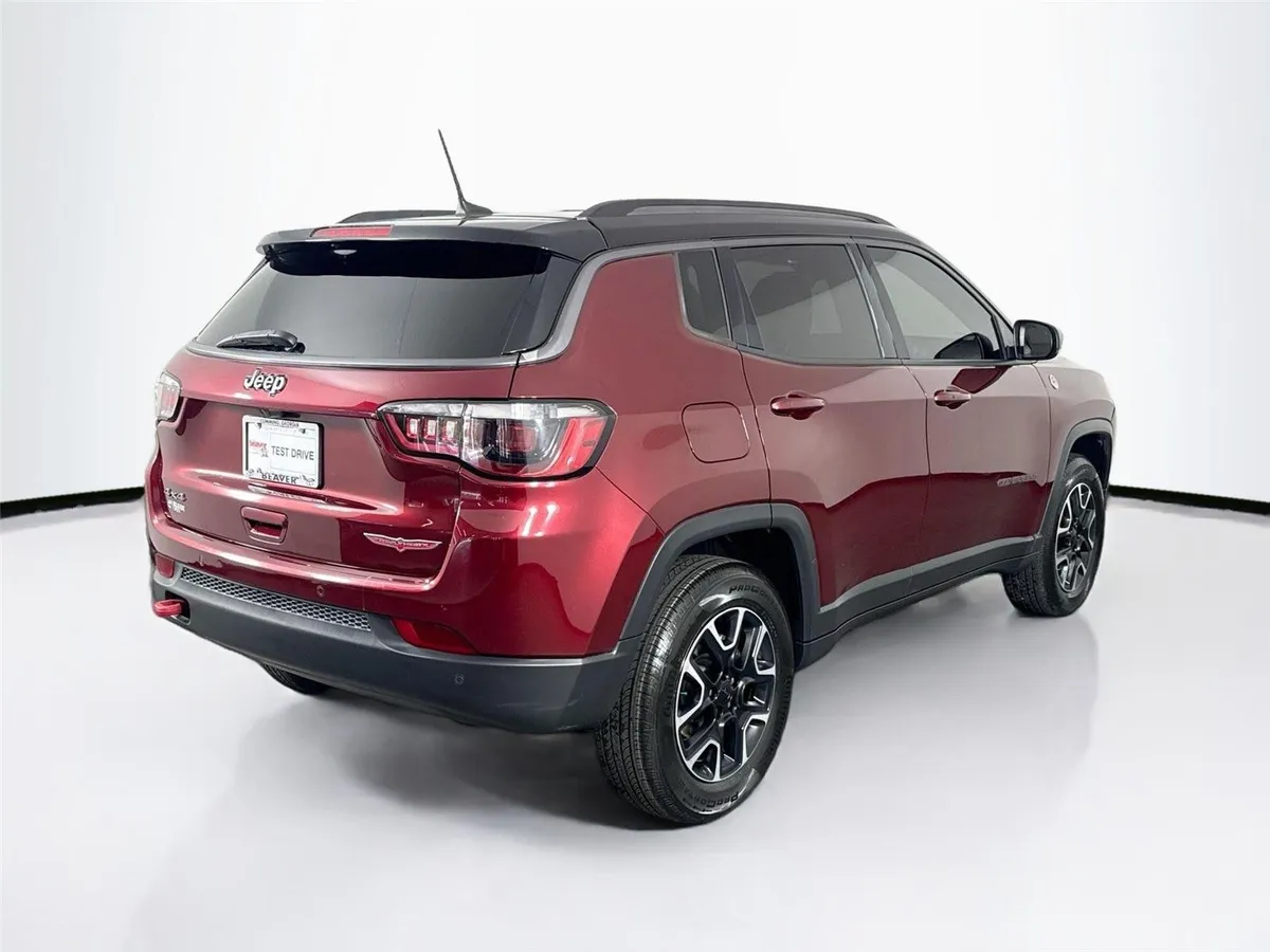 2021 Jeep Compass Trailhawk thumbnail 2