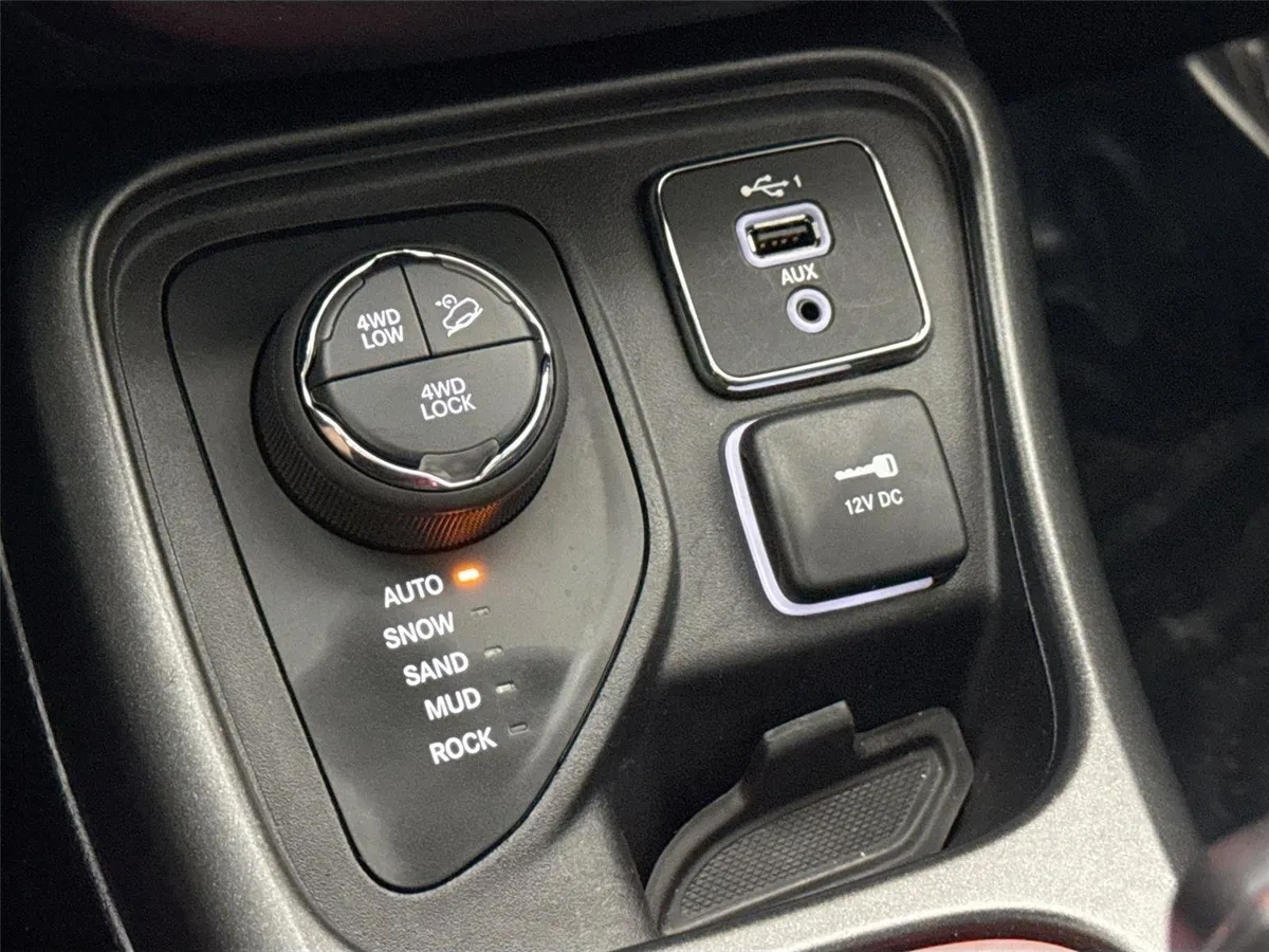 2021 Jeep Compass Trailhawk thumbnail 26