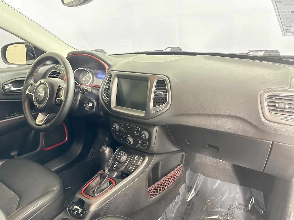 2021 Jeep Compass Trailhawk thumbnail 41