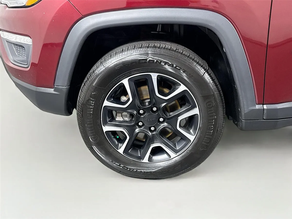 2021 Jeep Compass Trailhawk thumbnail 43