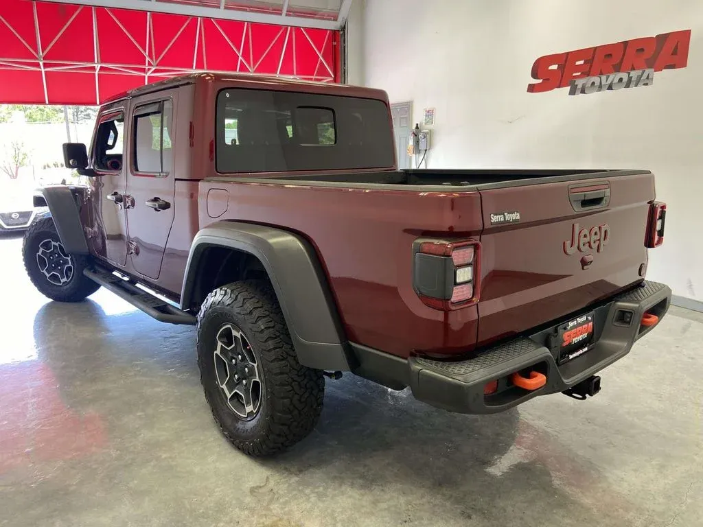 2021 Jeep Gladiator Mojave thumbnail 5