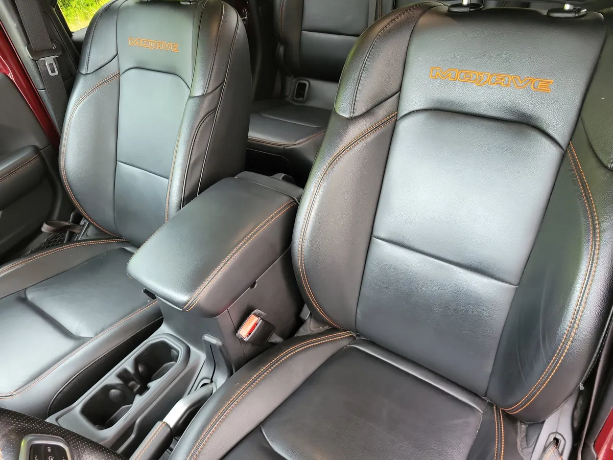 2021 Jeep Gladiator Mojave thumbnail 11