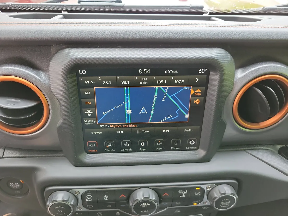 2021 Jeep Gladiator Mojave thumbnail 15