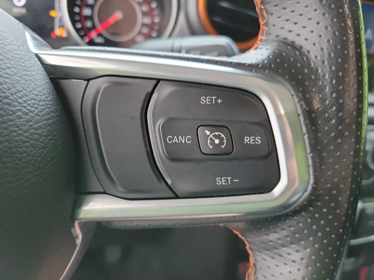 2021 Jeep Gladiator Mojave thumbnail 22