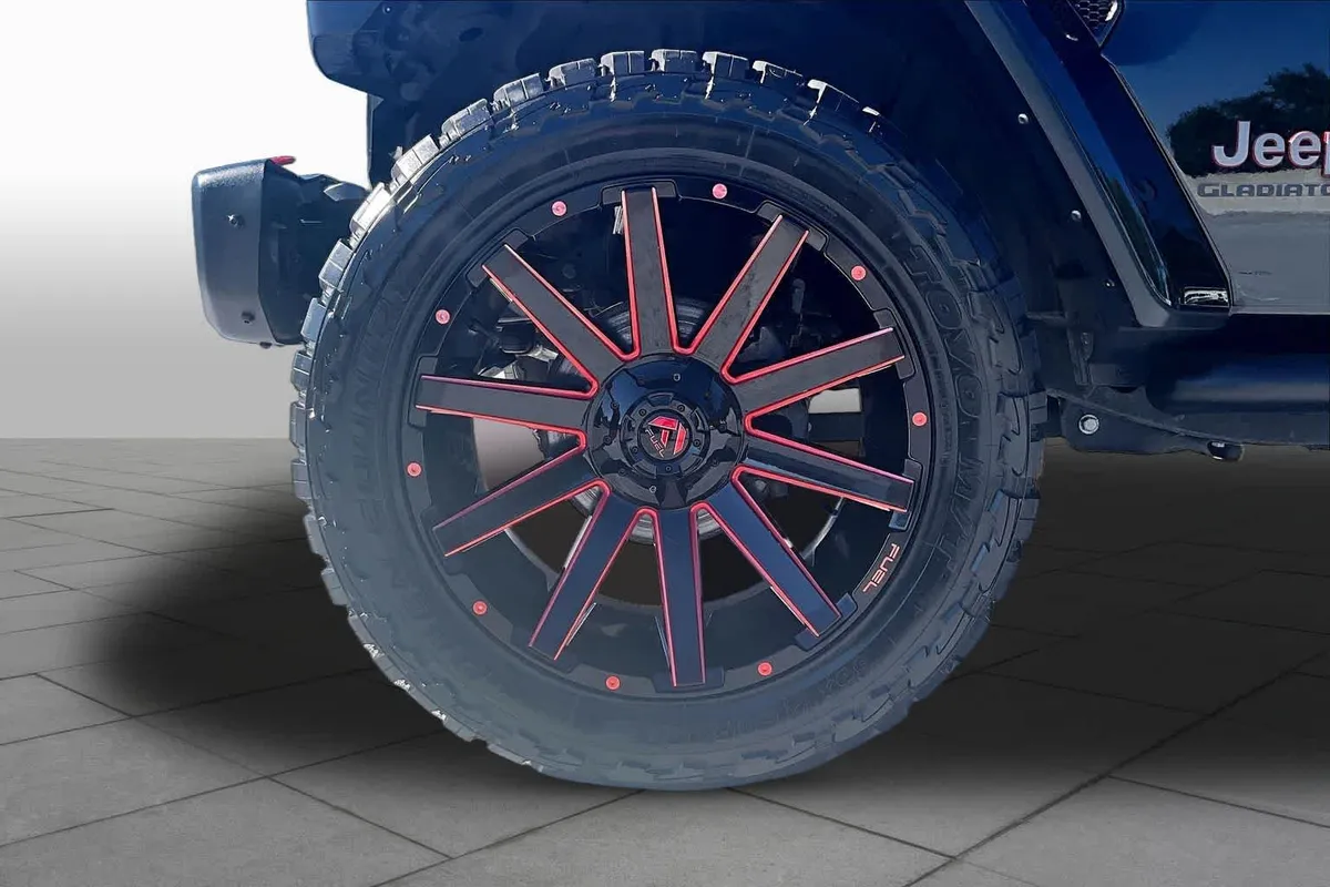 2021 Jeep Gladiator Rubicon thumbnail 10
