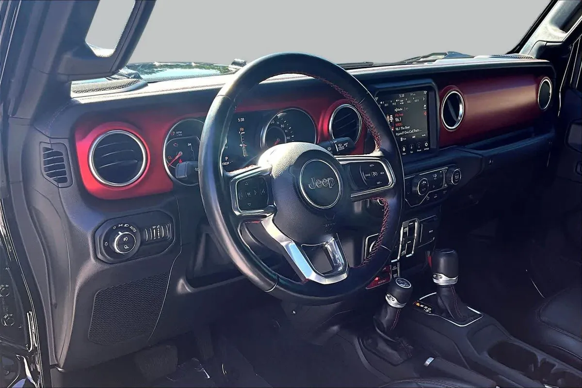 2021 Jeep Gladiator Rubicon thumbnail 17