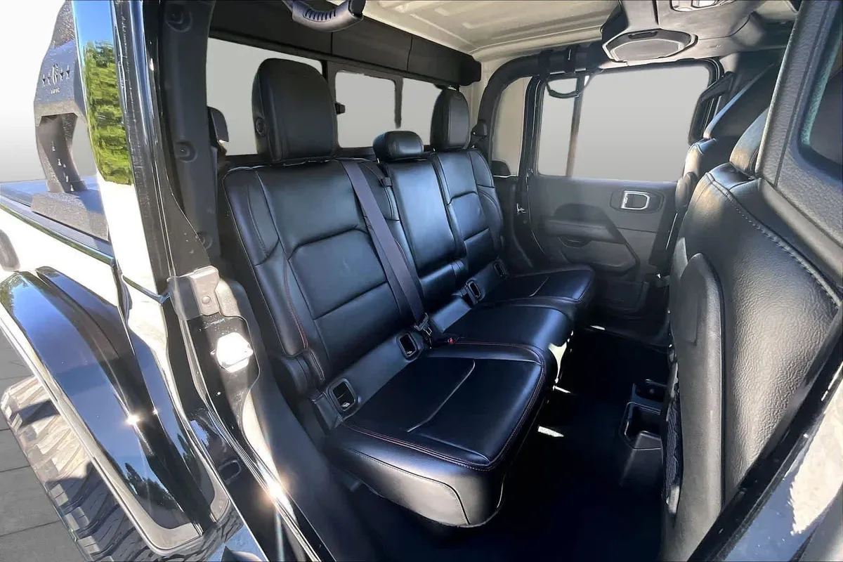 2021 Jeep Gladiator Rubicon thumbnail 19