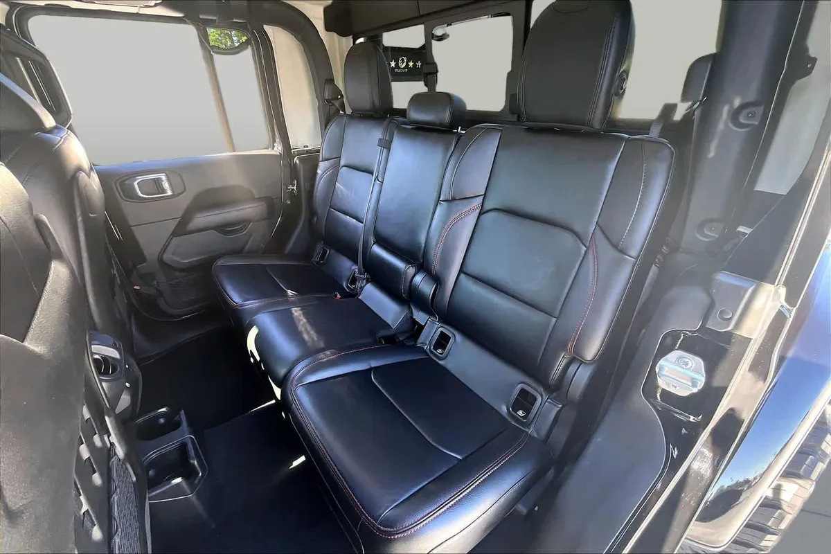 2021 Jeep Gladiator Rubicon thumbnail 20