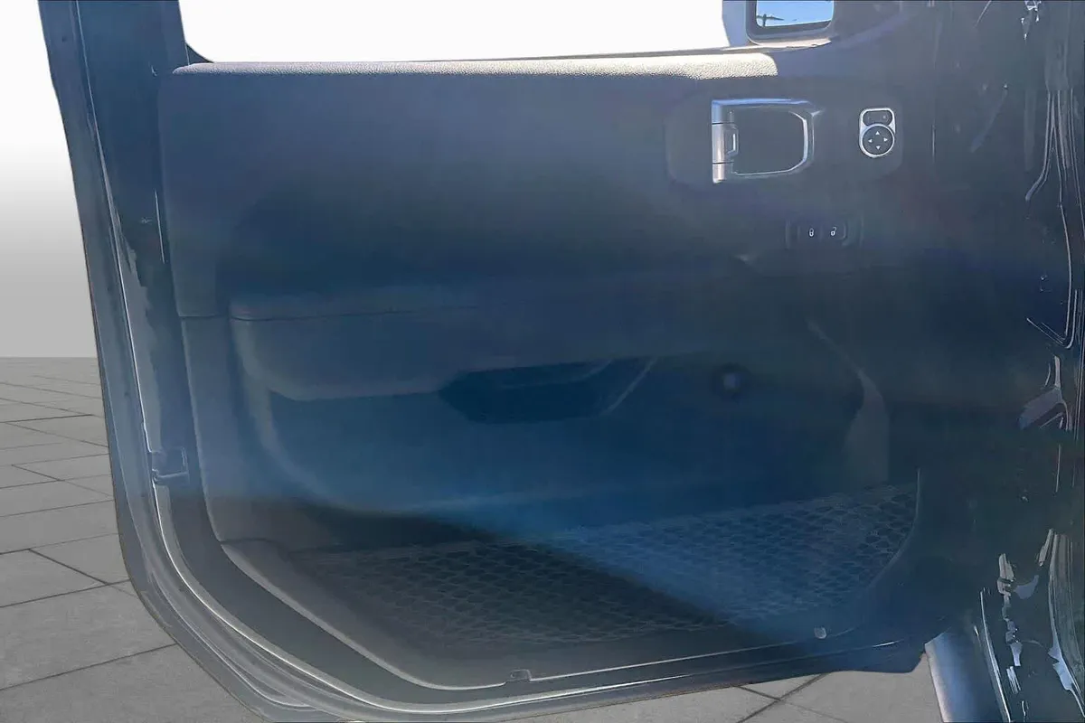 2021 Jeep Gladiator Rubicon thumbnail 21