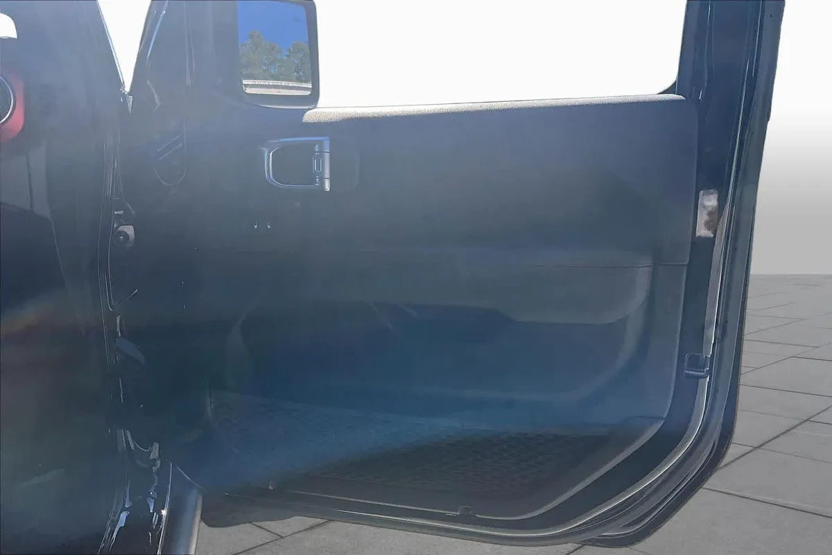 2021 Jeep Gladiator Rubicon thumbnail 22