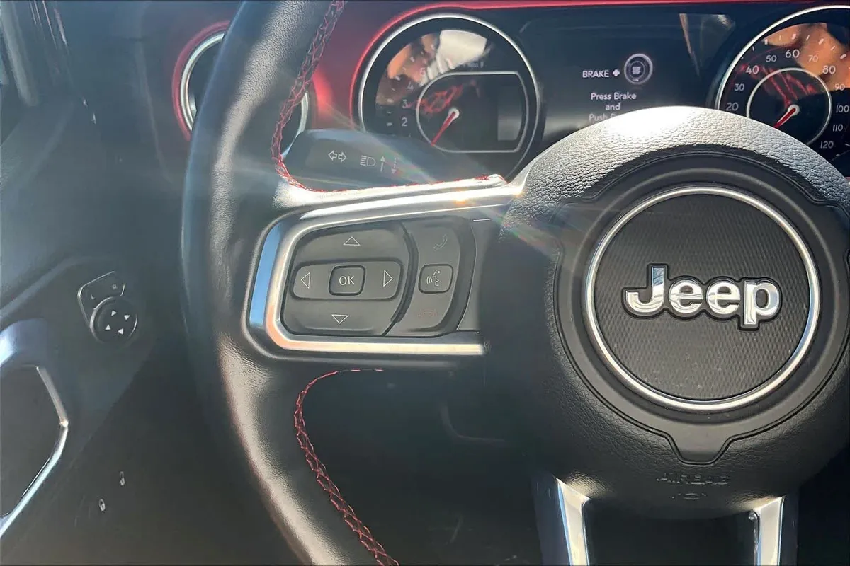 2021 Jeep Gladiator Rubicon thumbnail 23