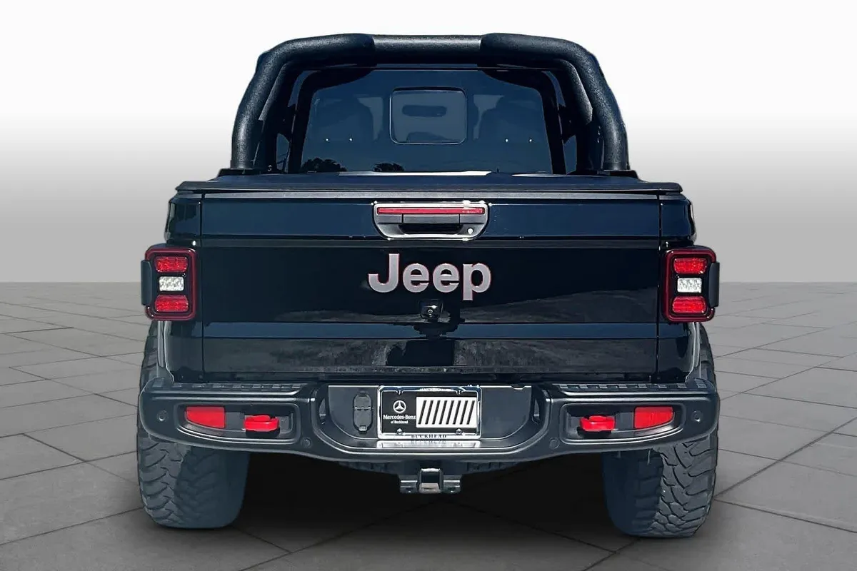 2021 Jeep Gladiator Rubicon thumbnail 5