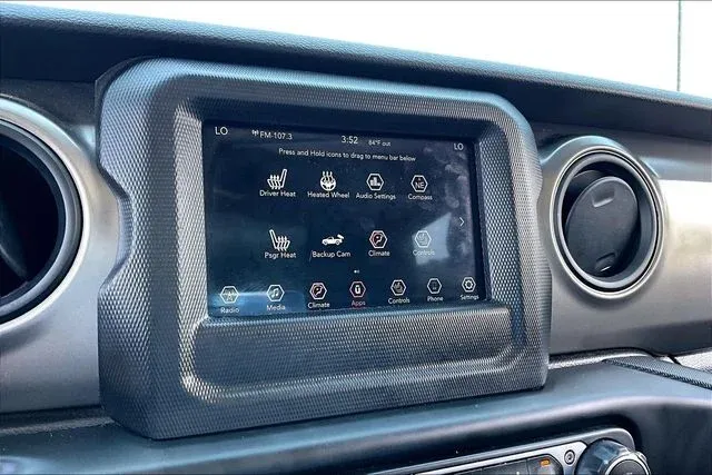 2021 Jeep Gladiator Sport thumbnail 22