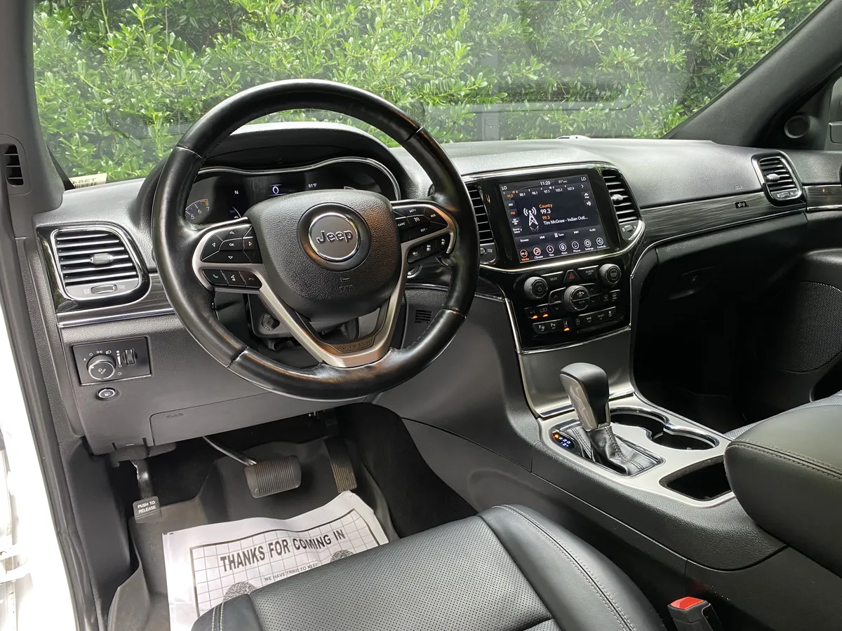 2021 Jeep Grand Cherokee 80th Anniversary thumbnail 32