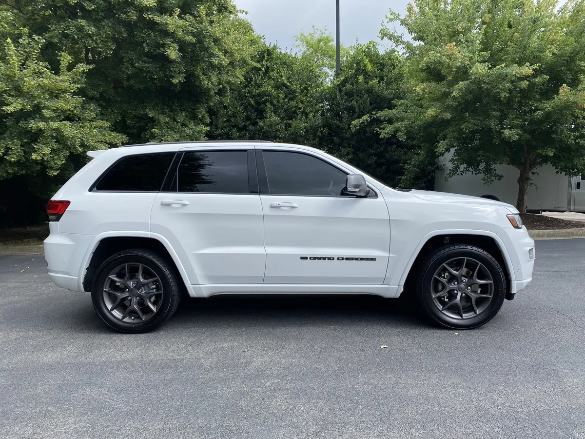 2021 Jeep Grand Cherokee 80th Anniversary thumbnail 9