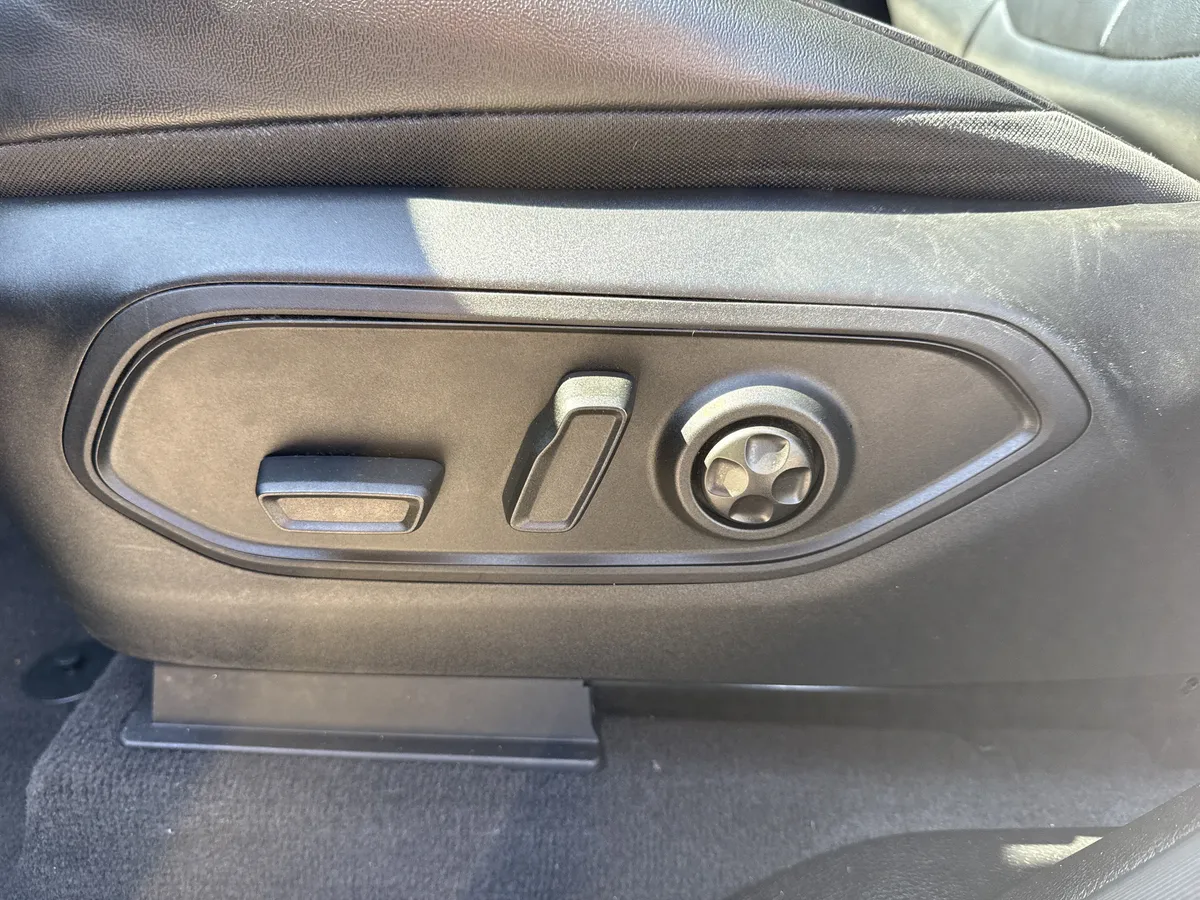 2021 Jeep Grand Cherokee L Limited thumbnail 10
