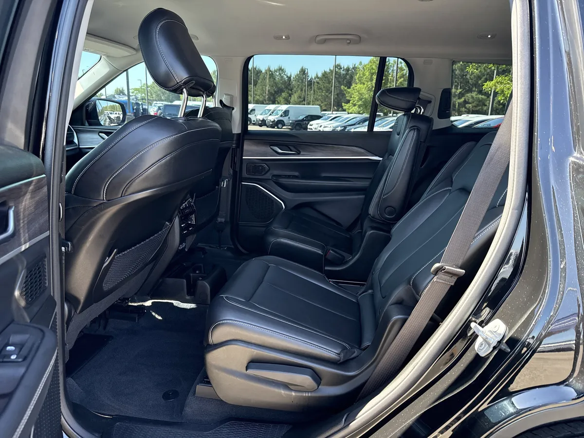2021 Jeep Grand Cherokee L Limited thumbnail 22