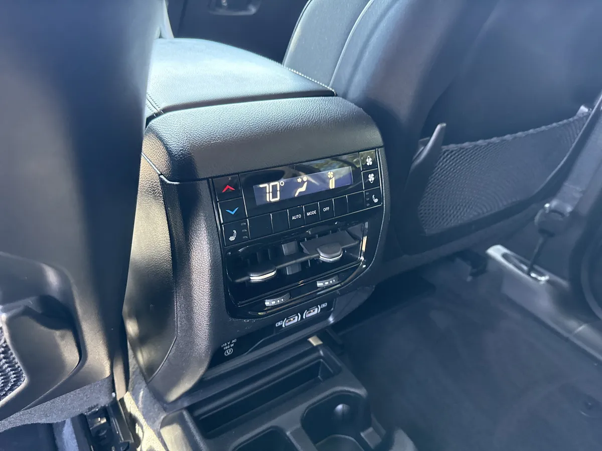 2021 Jeep Grand Cherokee L Limited thumbnail 23