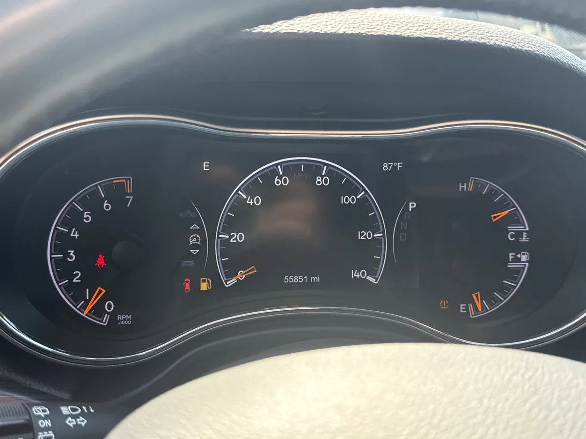 2021 Jeep Grand Cherokee Laredo X thumbnail 28