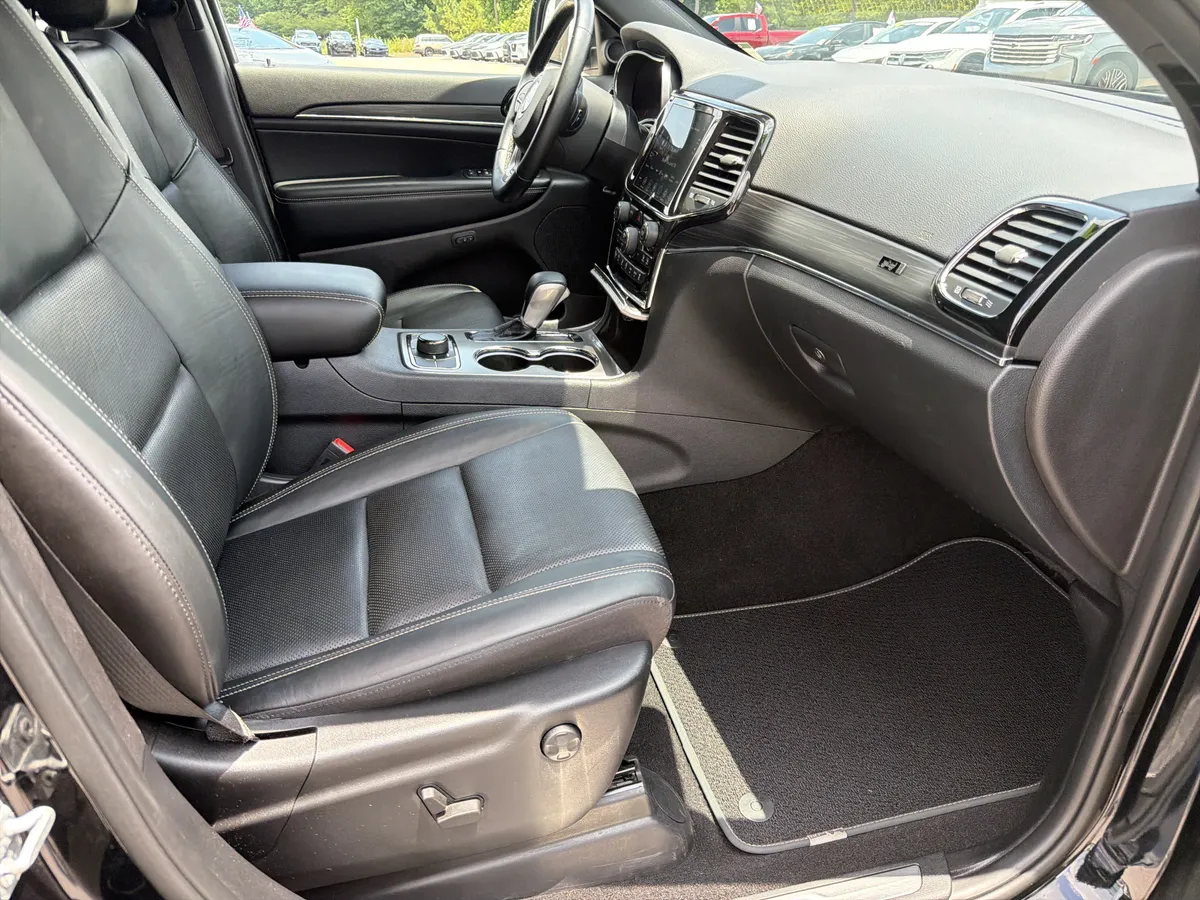 2021 Jeep Grand Cherokee Limited thumbnail 23