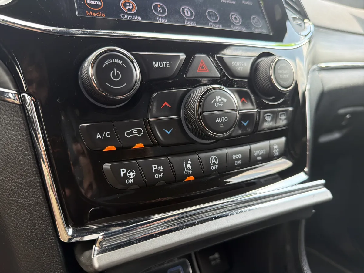 2021 Jeep Grand Cherokee Limited thumbnail 7