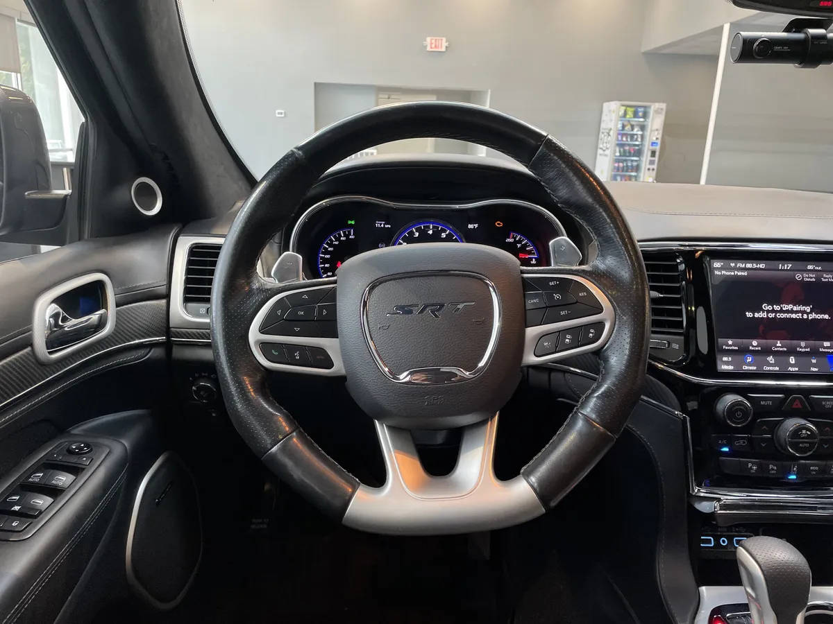 2021 Jeep Grand Cherokee SRT thumbnail 19