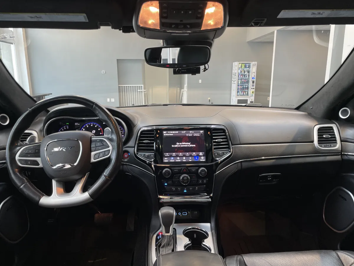 2021 Jeep Grand Cherokee SRT thumbnail 34