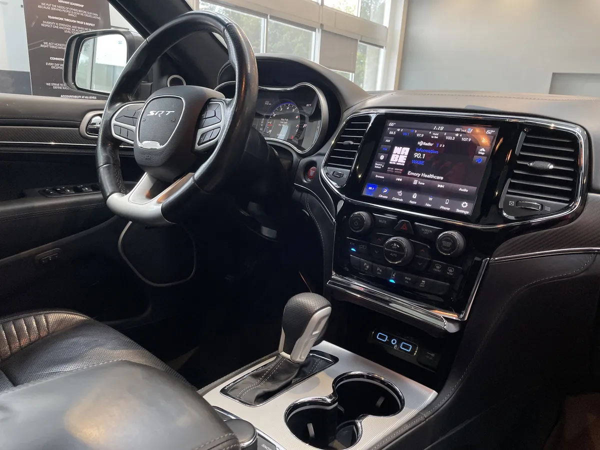 2021 Jeep Grand Cherokee SRT thumbnail 35