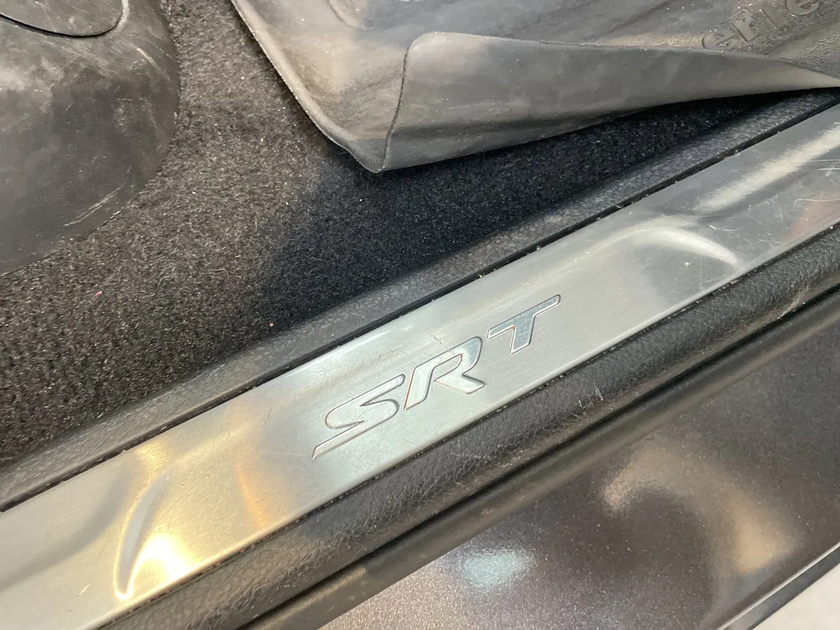 2021 Jeep Grand Cherokee SRT thumbnail 40
