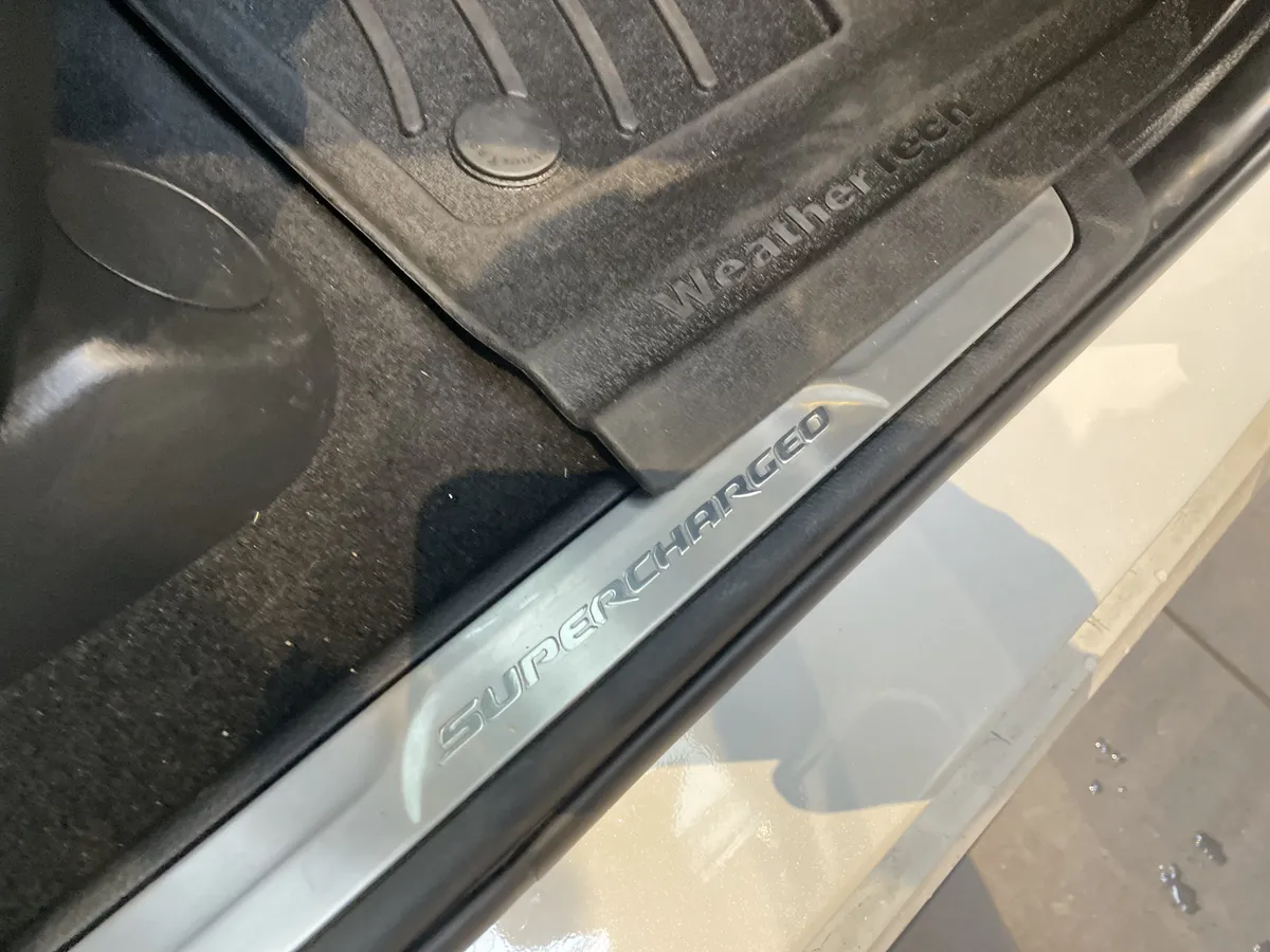 2021 Jeep Grand Cherokee Trackhawk thumbnail 40