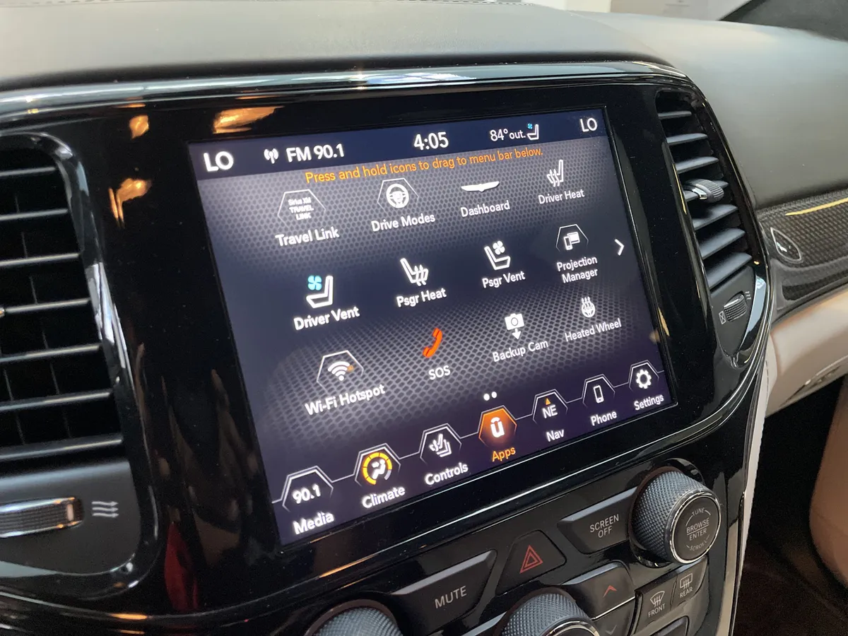 2021 Jeep Grand Cherokee Trackhawk thumbnail 27