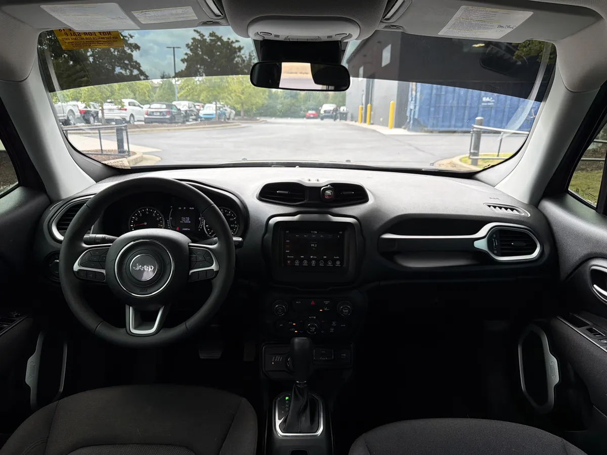 2021 Jeep Renegade Sport thumbnail 19