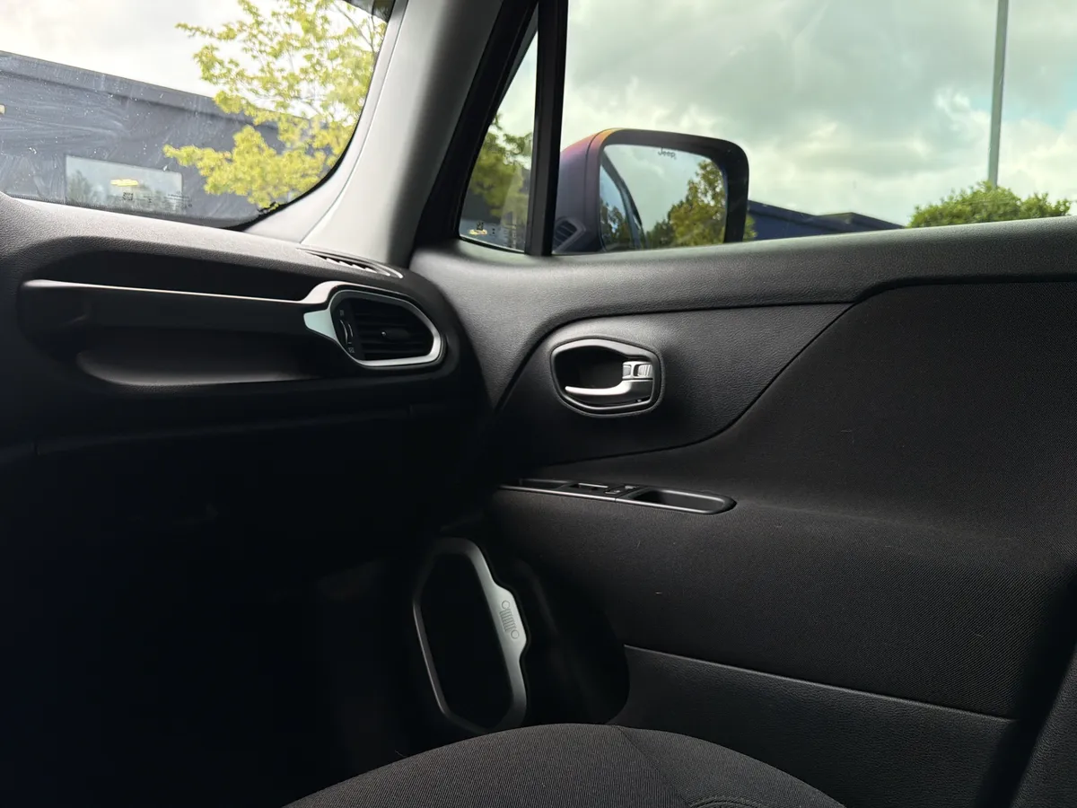 2021 Jeep Renegade Sport thumbnail 20