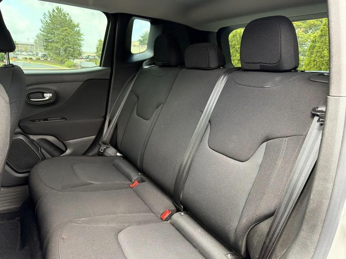 2021 Jeep Renegade Sport thumbnail 7