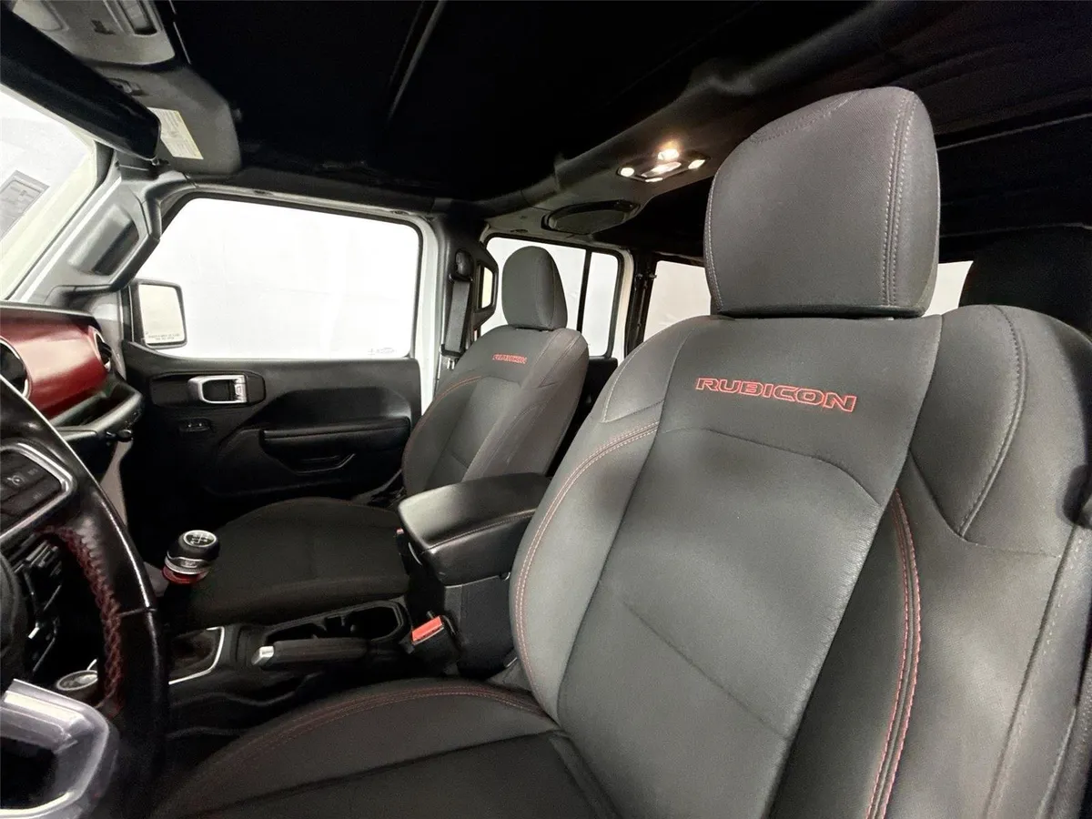 2021 Jeep Wrangler Unlimited Rubicon thumbnail 3