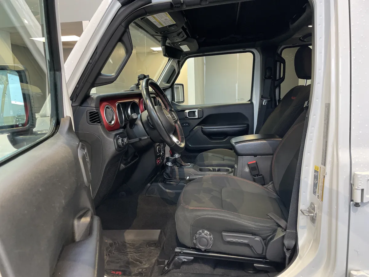 2021 Jeep Wrangler Unlimited Rubicon thumbnail 15