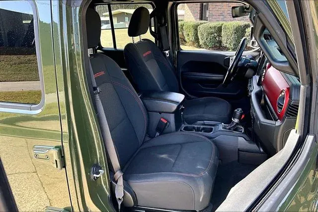 2021 Jeep Wrangler Unlimited Rubicon thumbnail 26