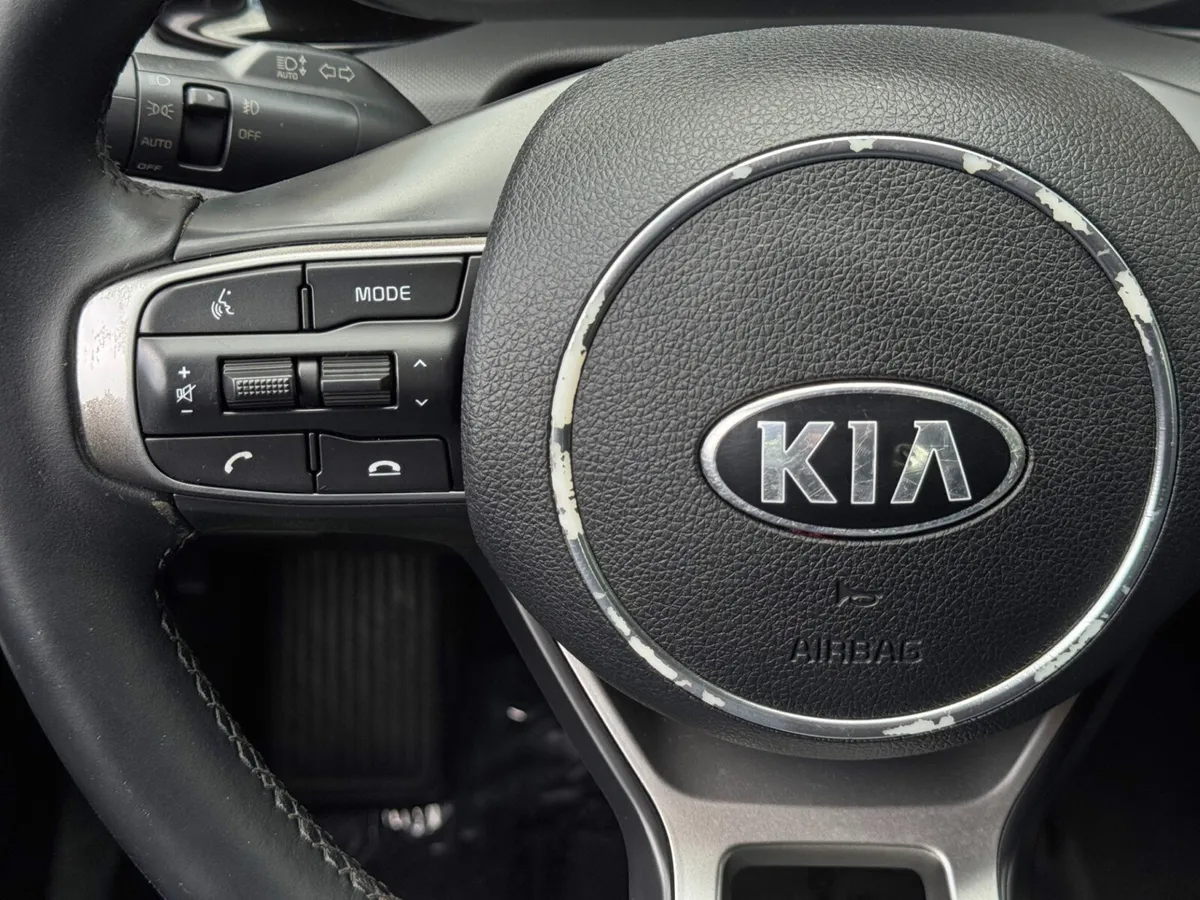 2021 Kia K5 GT-Line thumbnail 19