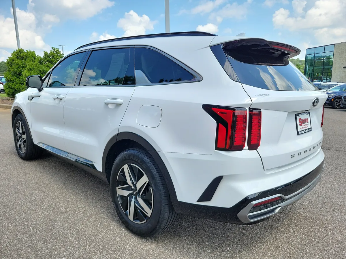 2021 Kia Sorento S thumbnail 3