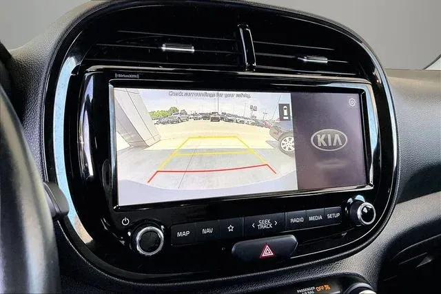 2021 Kia Soul EX thumbnail 13