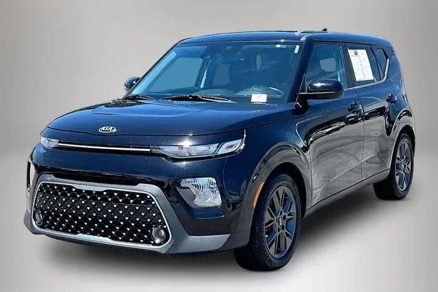 2021 Kia Soul EX thumbnail 2