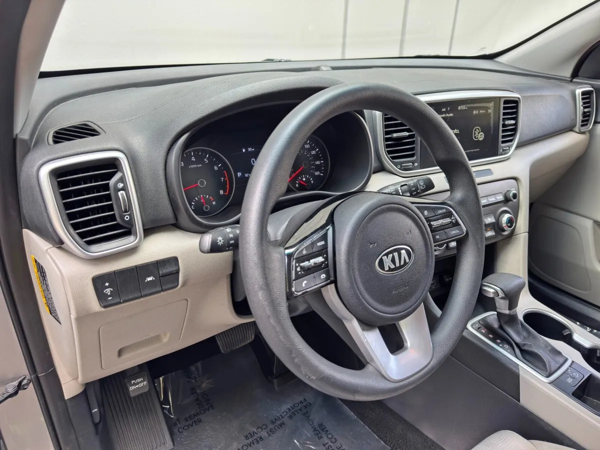 2021 Kia Sportage LX thumbnail 11