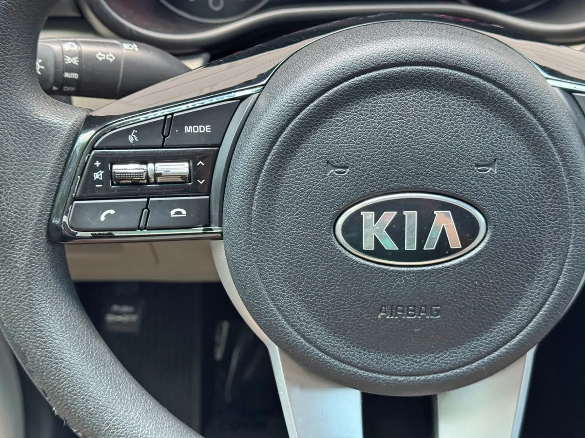 2021 Kia Sportage LX thumbnail 18