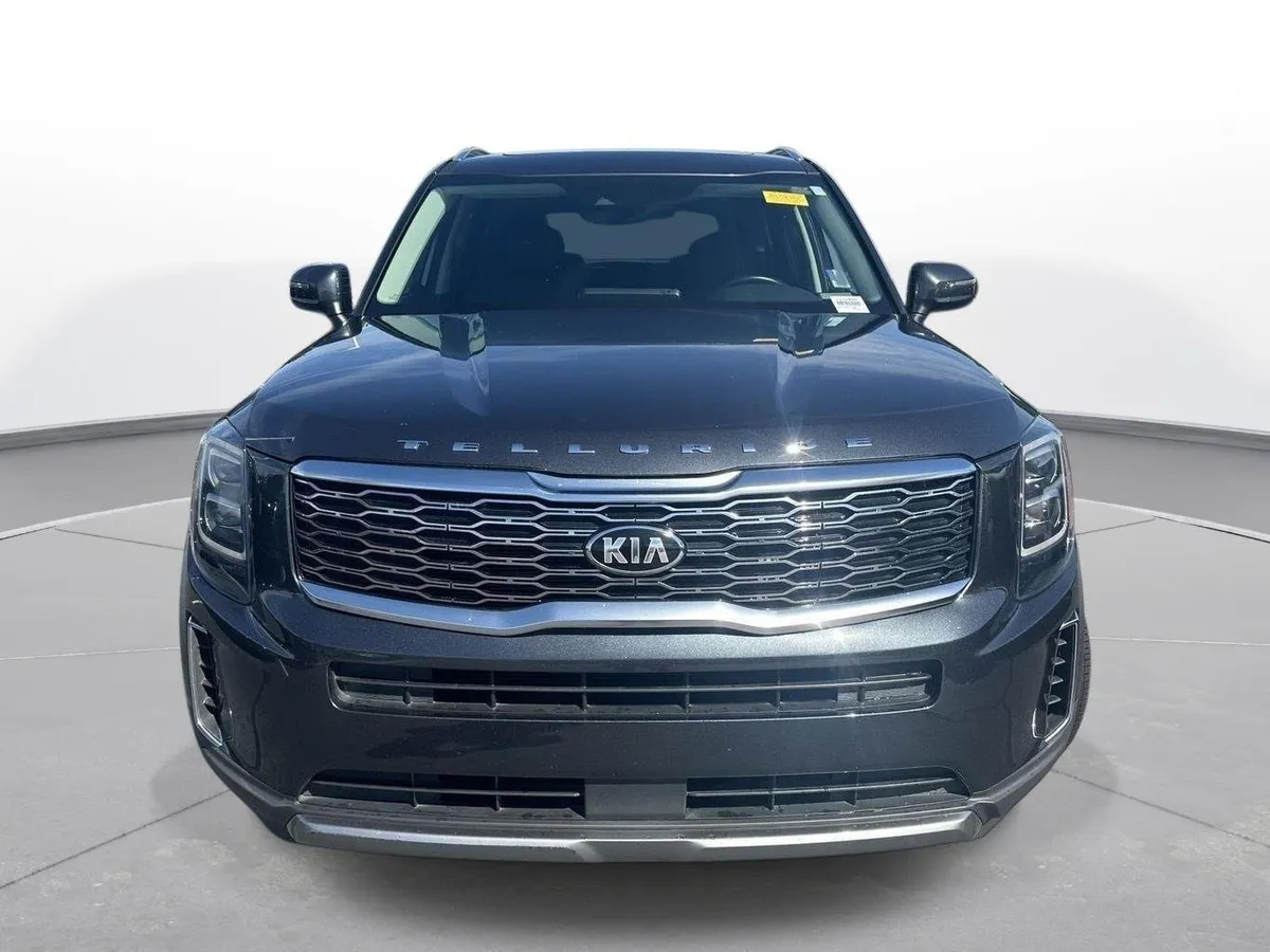2021 Kia Telluride EX thumbnail 3