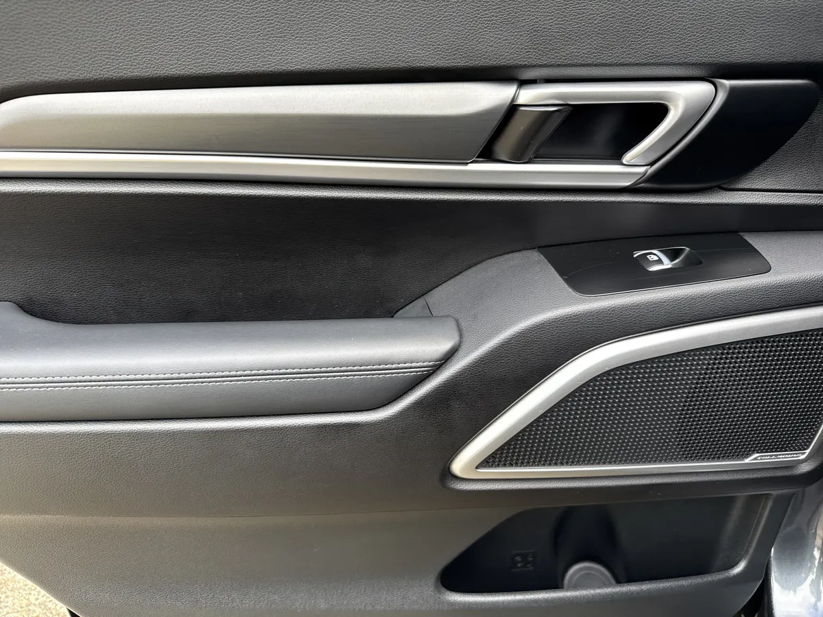 2021 Kia Telluride S thumbnail 21