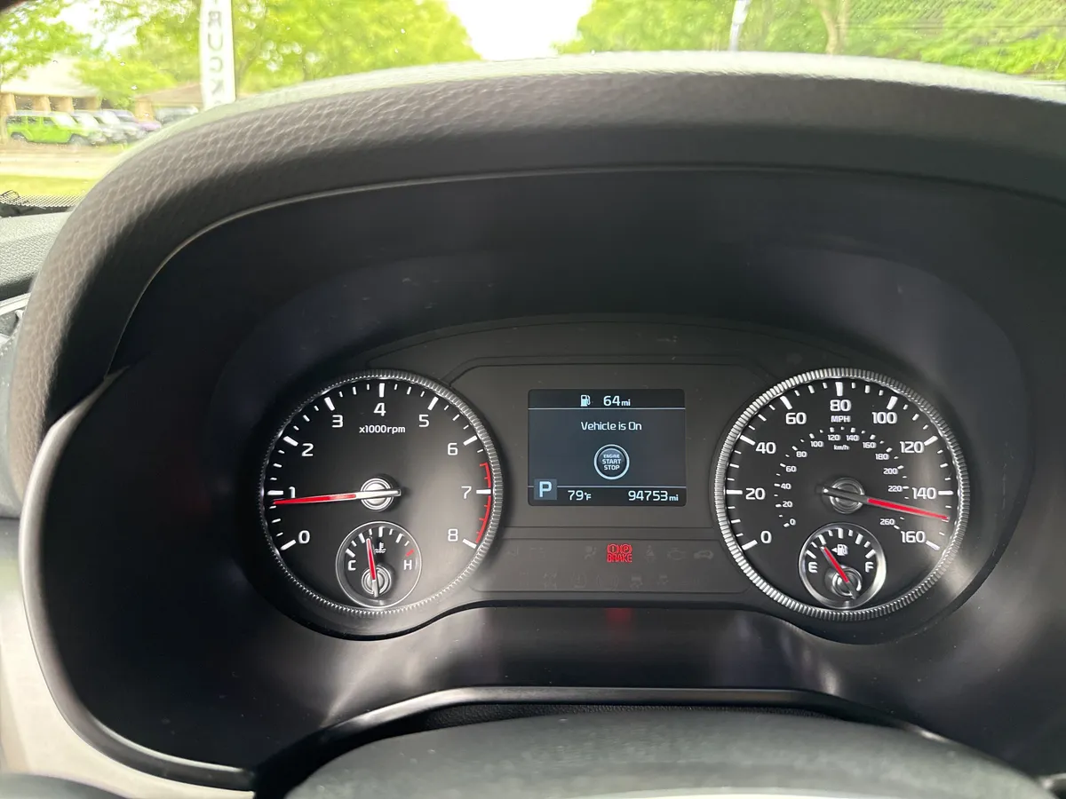 2021 Kia Telluride S thumbnail 26
