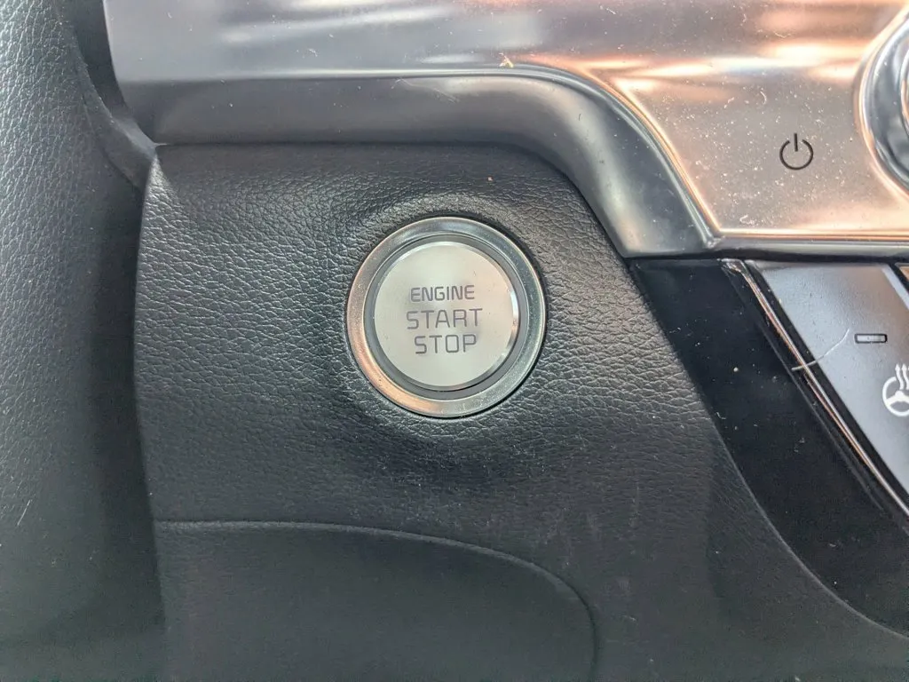 2021 Kia Telluride SX thumbnail 22