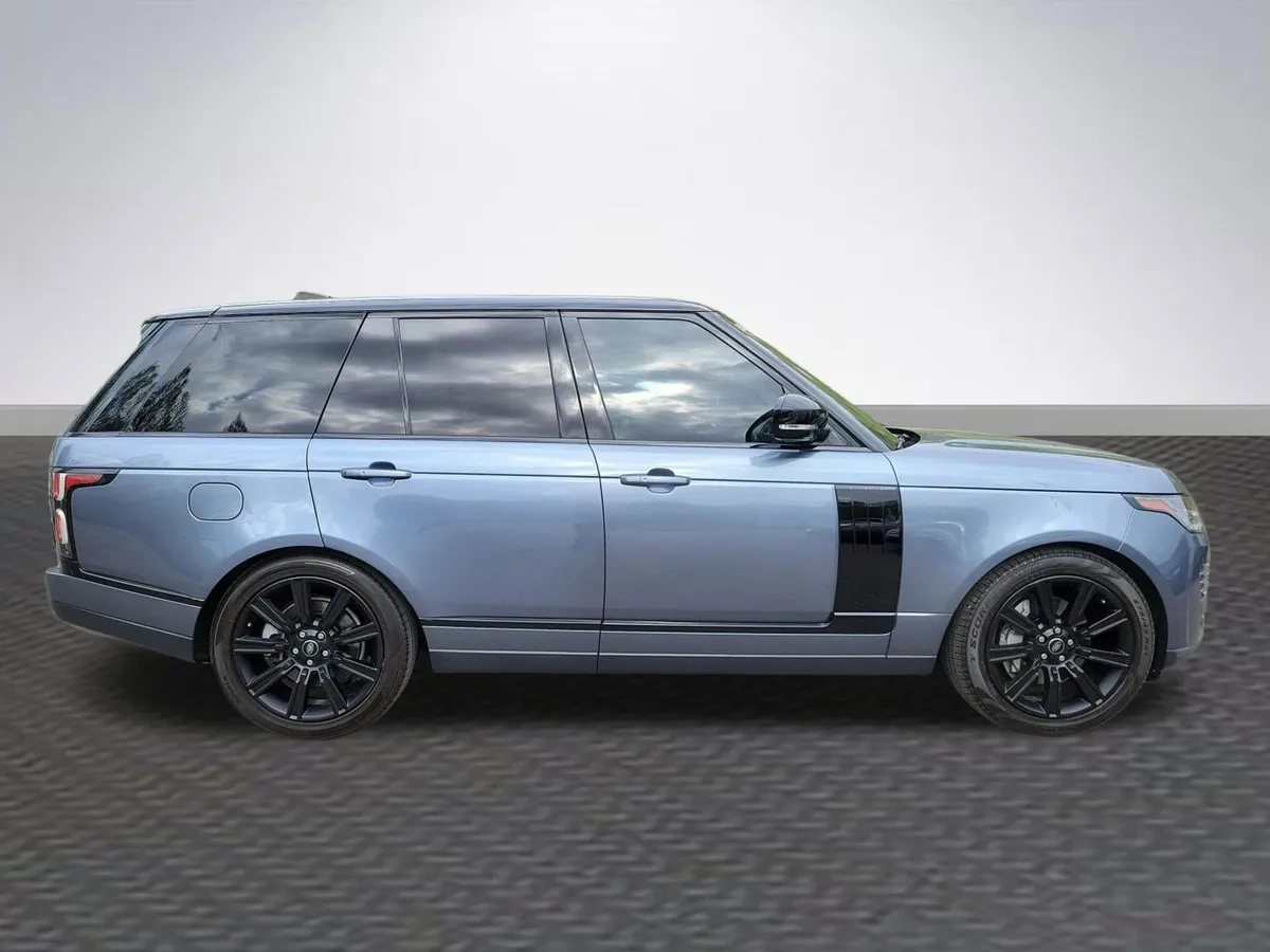 2021 Land Rover Range Rover thumbnail 4